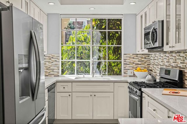 1375 Kelton Avenue 206, Los Angeles, CA 90024