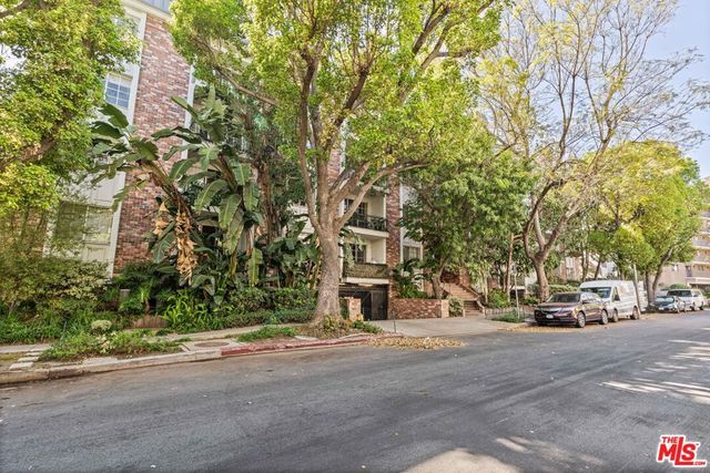 1375 Kelton Avenue 206, Los Angeles, CA 90024