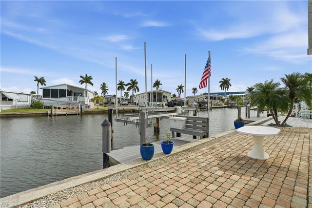 4 Galleon WAY, Fort Myers Beach, FL 33931