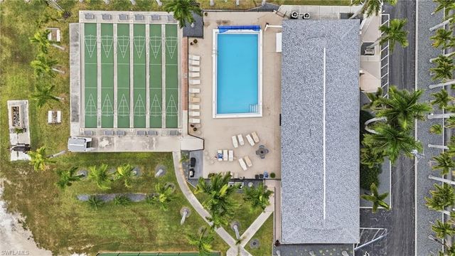 4 Galleon WAY, Fort Myers Beach, FL 33931