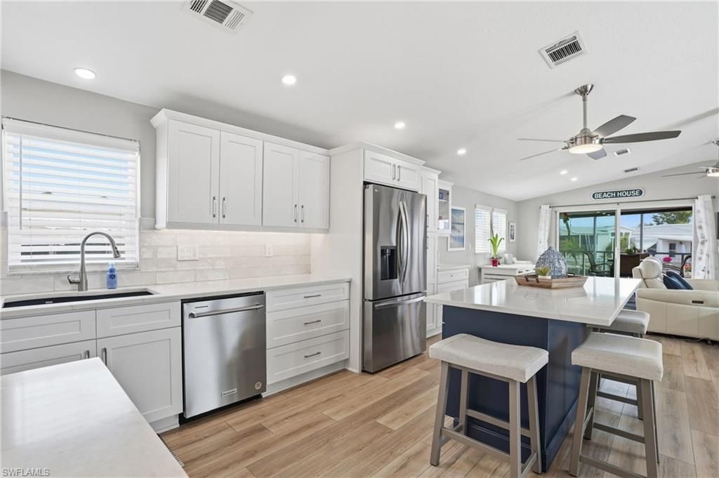 4 Galleon WAY, Fort Myers Beach, FL 33931