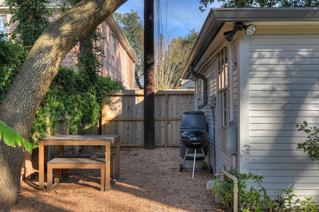 5912 Auden Street, Houston, TX 77005