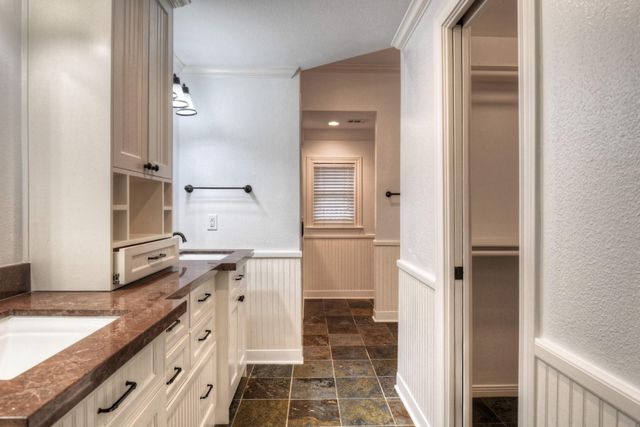 5912 Auden Street, Houston, TX 77005