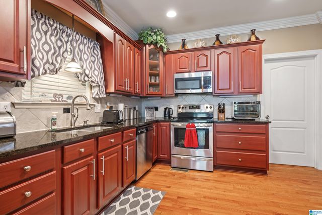 206 CAMERON CIRCLE, Chelsea, AL 35043