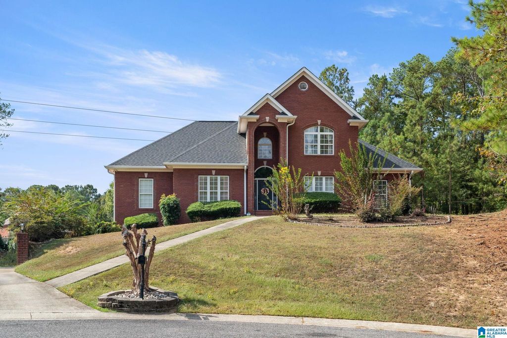 206 CAMERON CIRCLE, Chelsea, AL 35043
