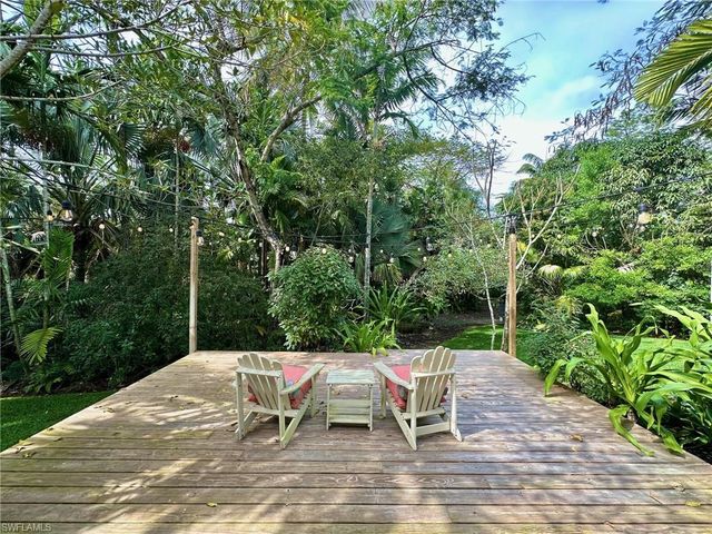 4747 7th AVE SW, Naples, FL 34119