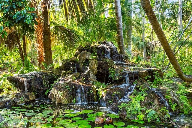 4747 7th AVE SW, Naples, FL 34119