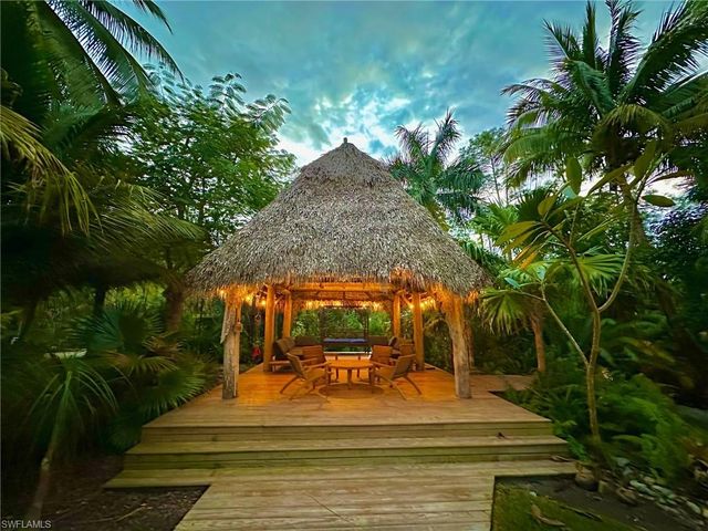 4747 7th AVE SW, Naples, FL 34119