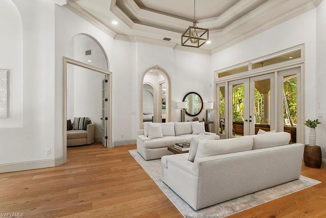 4747 7th AVE SW, Naples, FL 34119