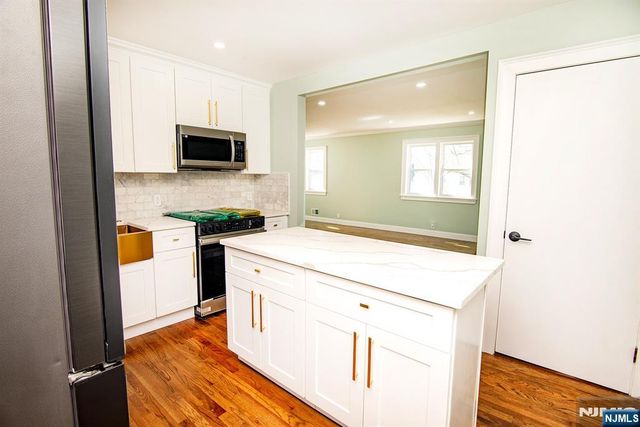 25 Windsor Drive, Dumont, NJ 07628