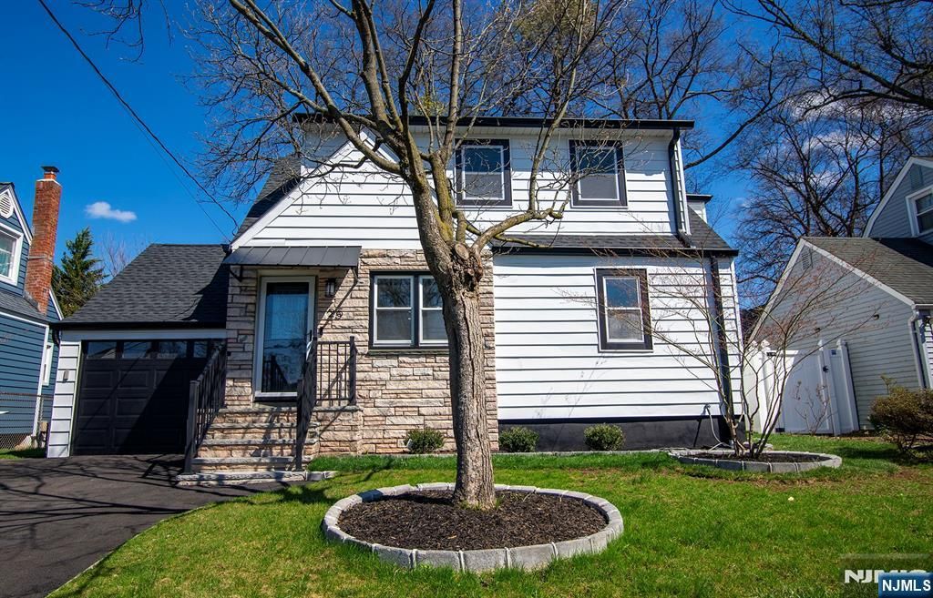 25 Windsor Drive, Dumont, NJ 07628