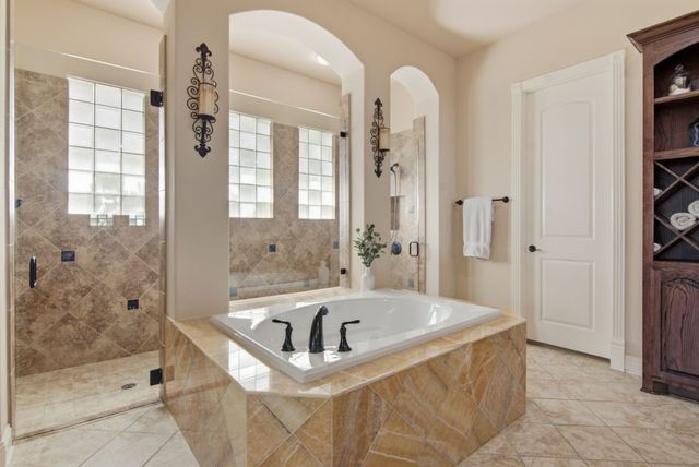 1913 Arrington Court, Colleyville, TX 76034