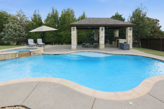 1913 Arrington Court, Colleyville, TX 76034
