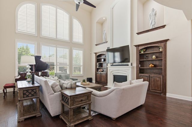 1913 Arrington Court, Colleyville, TX 76034