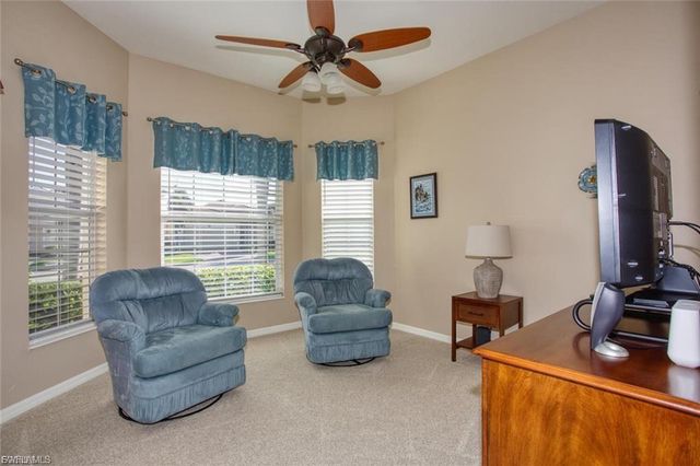 2474 Blackburn CIR, Cape Coral, FL 33991