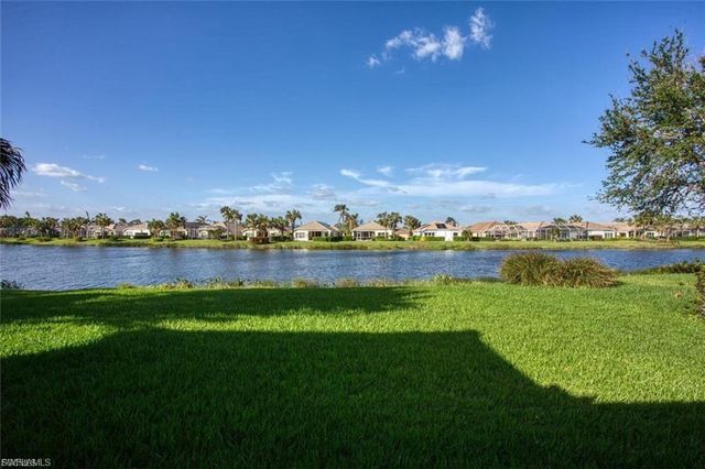 2474 Blackburn CIR, Cape Coral, FL 33991