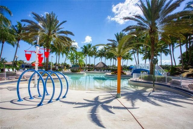 2474 Blackburn CIR, Cape Coral, FL 33991