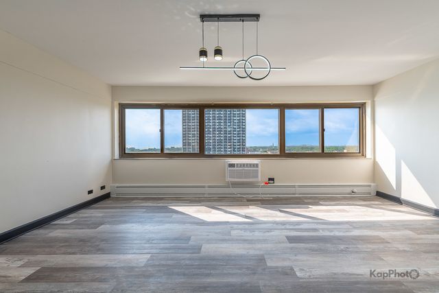 7337 S South Shore Drive 1231, Chicago, IL 60649