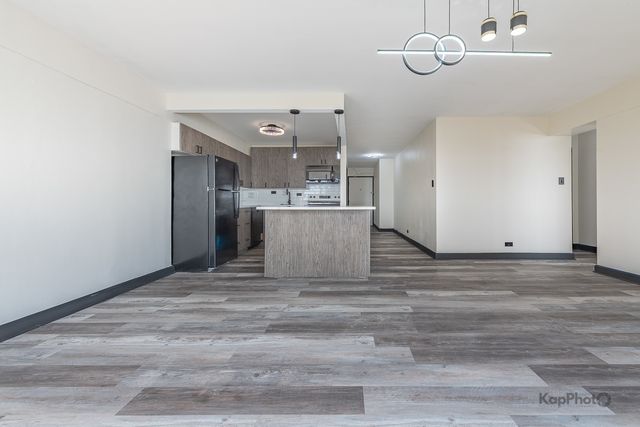 7337 S South Shore Drive 1231, Chicago, IL 60649