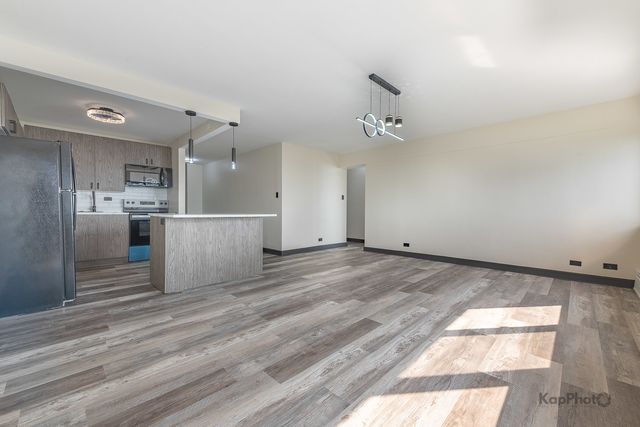 7337 S South Shore Drive 1231, Chicago, IL 60649