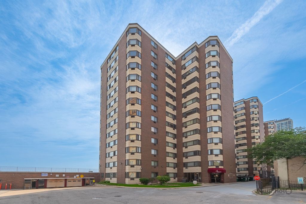 7337 S South Shore Drive 1231, Chicago, IL 60649