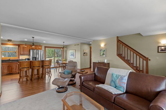 1880 Abby Road, Cumberland, WI 54829