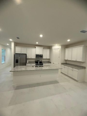 2030 EDUCATION STREET, St Cloud, FL 34771
