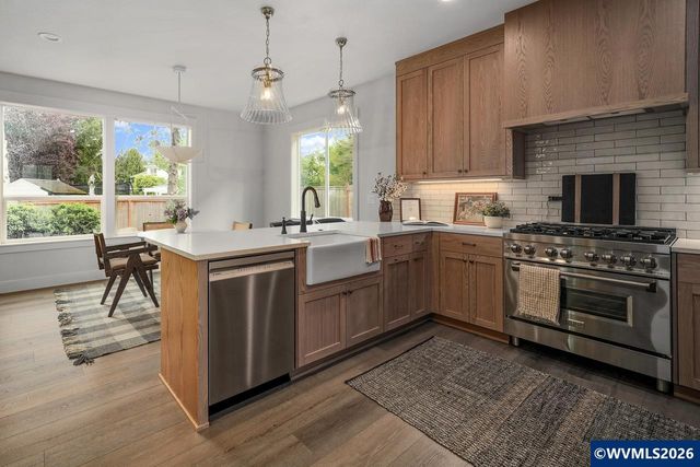 2323 Baxter Rd SE, Salem, OR 97306