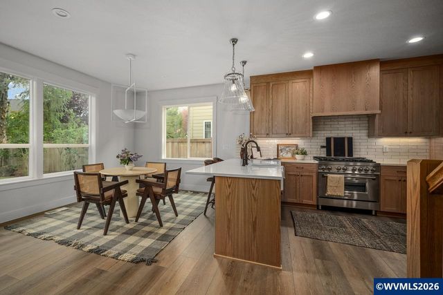 2323 Baxter Rd SE, Salem, OR 97306