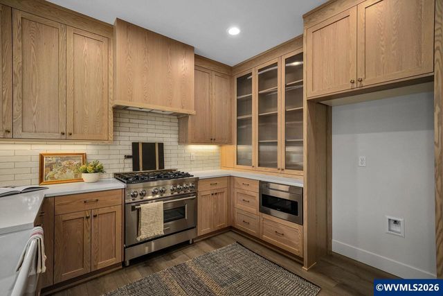 2323 Baxter Rd SE, Salem, OR 97306