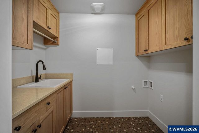 2323 Baxter Rd SE, Salem, OR 97306