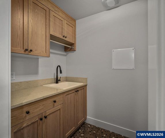 2323 Baxter Rd SE, Salem, OR 97306