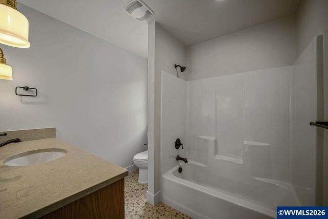 2323 Baxter Rd SE, Salem, OR 97306