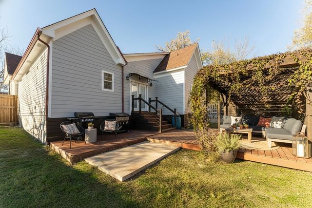 514 N Rogers Street, Waxahachie, TX 75165