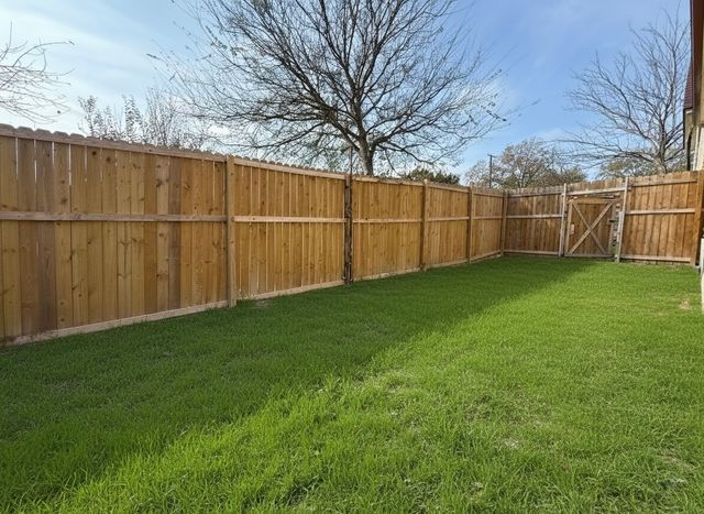 514 N Rogers Street, Waxahachie, TX 75165