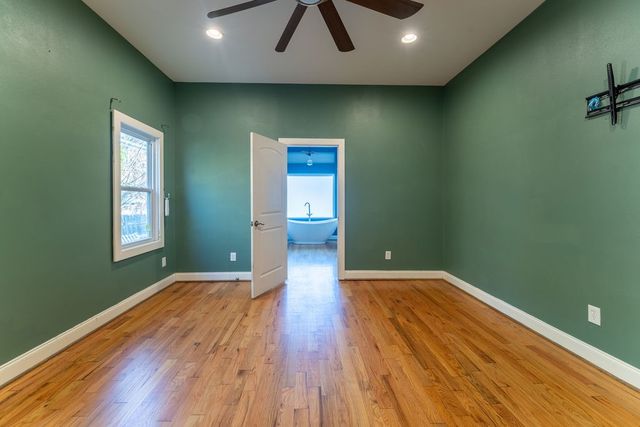 514 N Rogers Street, Waxahachie, TX 75165