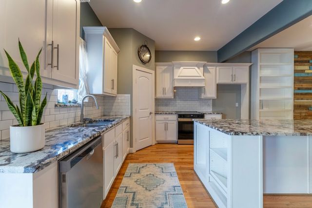 514 N Rogers Street, Waxahachie, TX 75165