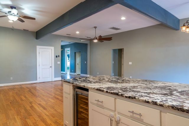 514 N Rogers Street, Waxahachie, TX 75165