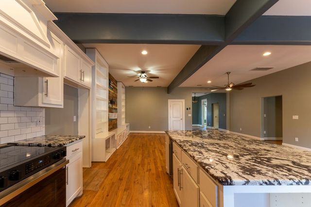 514 N Rogers Street, Waxahachie, TX 75165