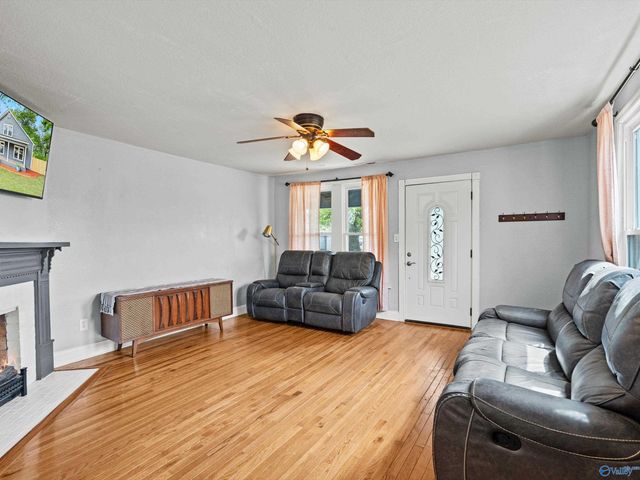 201 Day Street SW, Hartselle, AL 35640