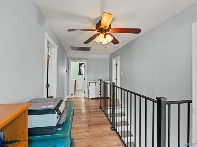 201 Day Street SW, Hartselle, AL 35640