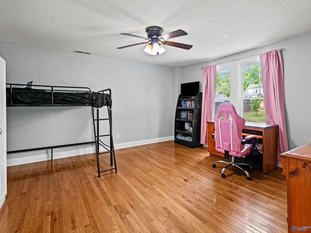 201 Day Street SW, Hartselle, AL 35640