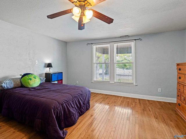 201 Day Street SW, Hartselle, AL 35640