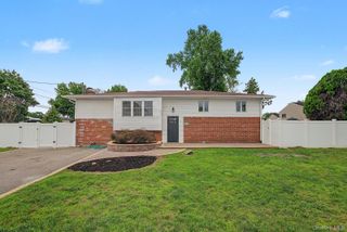 414 Westview Avenue, Deer Park, NY 11729