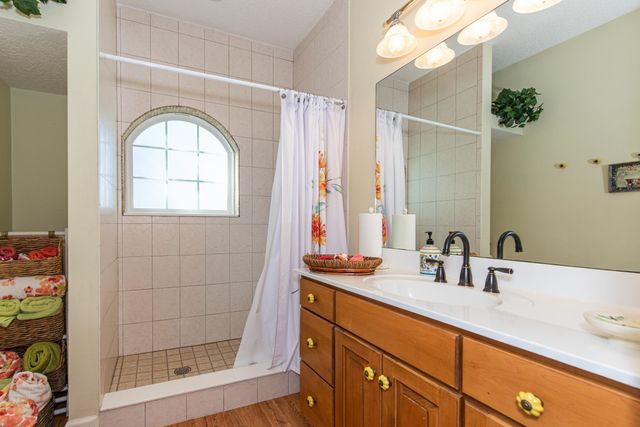 3336 Lewis Speedway, St Augustine, FL 32084