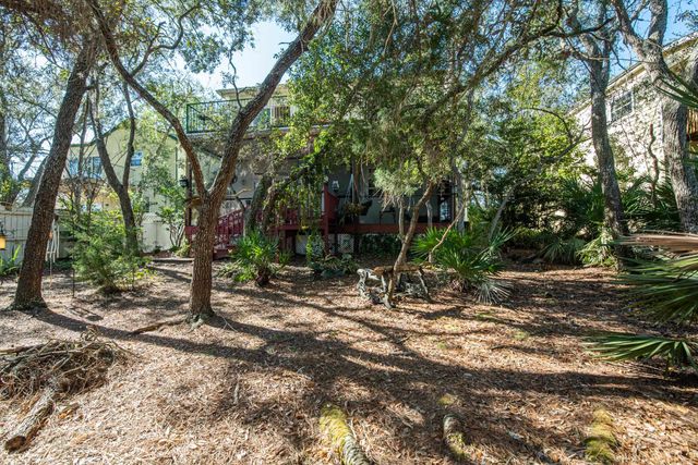 3336 Lewis Speedway, St Augustine, FL 32084