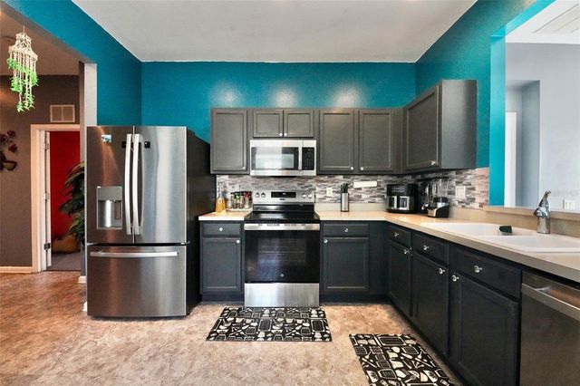 1072 HILL FLOWER DRIVE, Brooksville, FL 34604