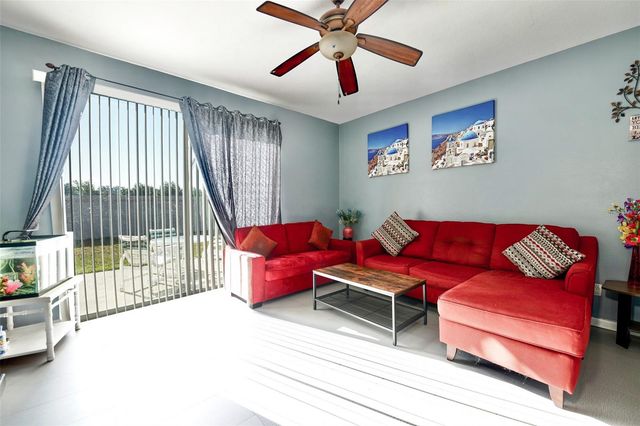 1072 HILL FLOWER DRIVE, Brooksville, FL 34604