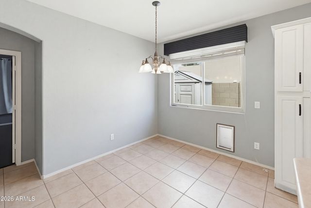 5084 S STONECREEK Boulevard, Gilbert, AZ 85298