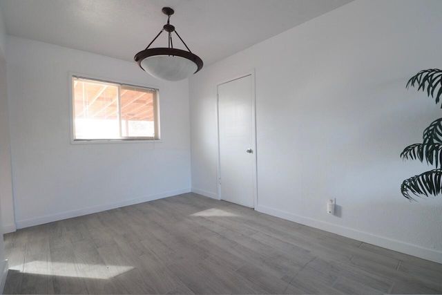 1123 Betts Street NE, Albuquerque, NM 87112